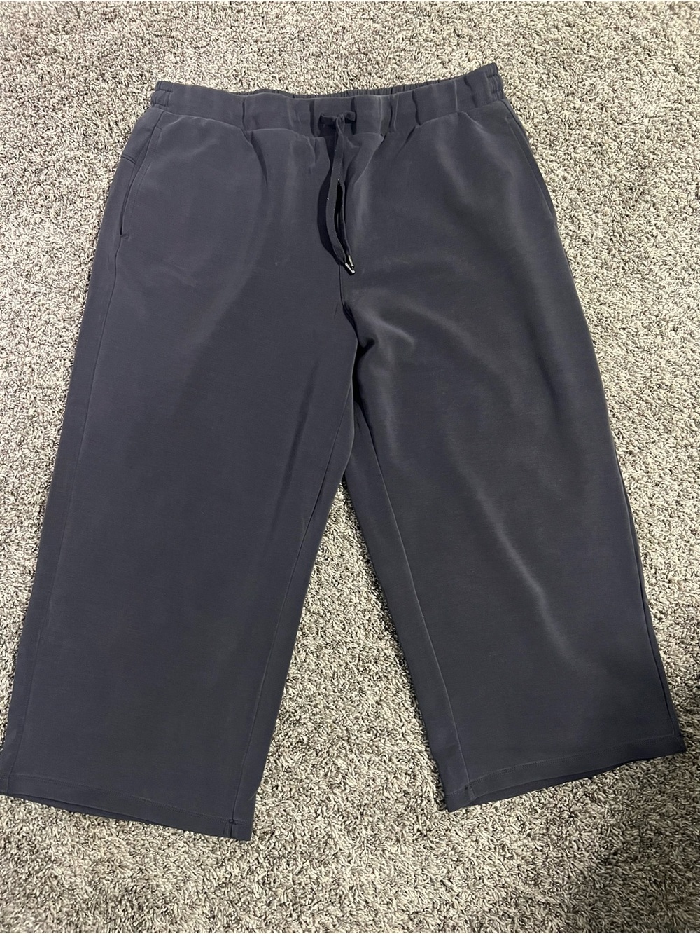 Relaxed Drawstring Wide-Leg Pants - Dark Charcoal- crop